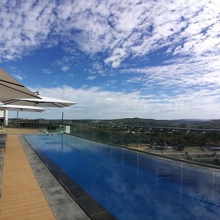 Menlyn Maine Apartments Претория Экстерьер фото
