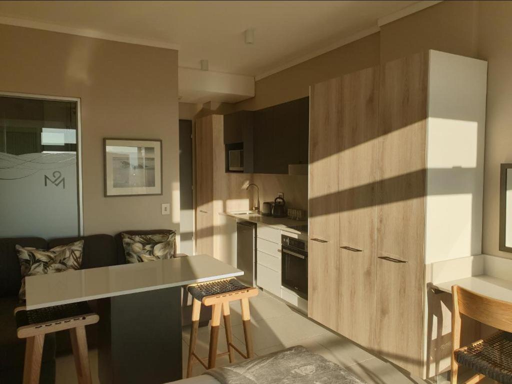 Menlyn Maine Apartments Претория Экстерьер фото