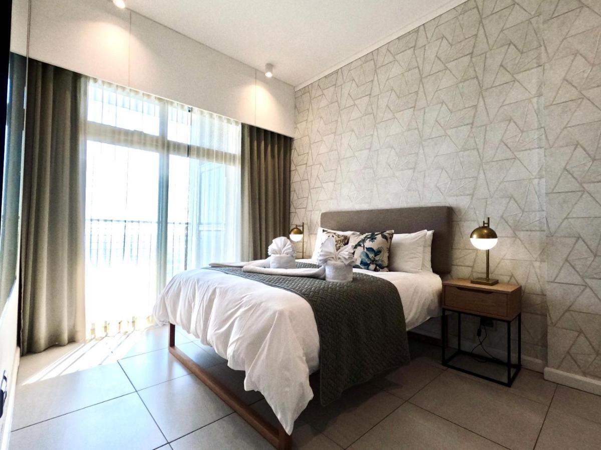 Menlyn Maine Apartments Претория Экстерьер фото
