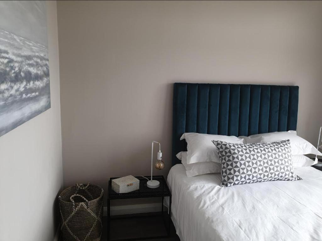 Menlyn Maine Apartments Претория Экстерьер фото