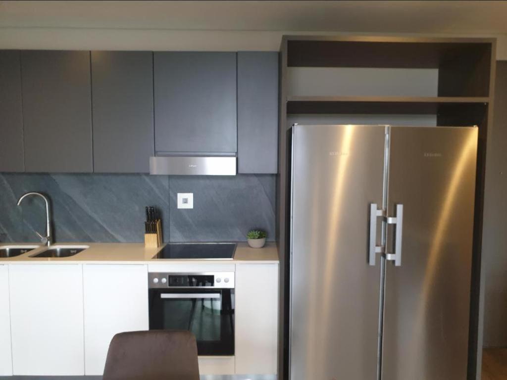 Menlyn Maine Apartments Претория Экстерьер фото