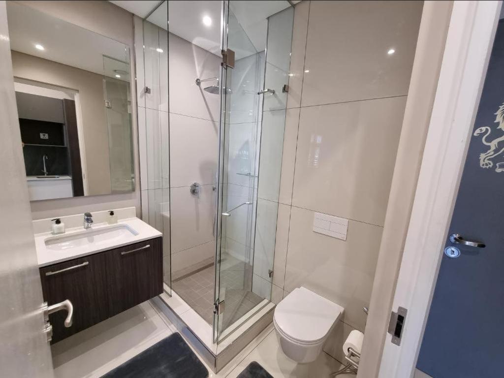 Menlyn Maine Apartments Претория Экстерьер фото